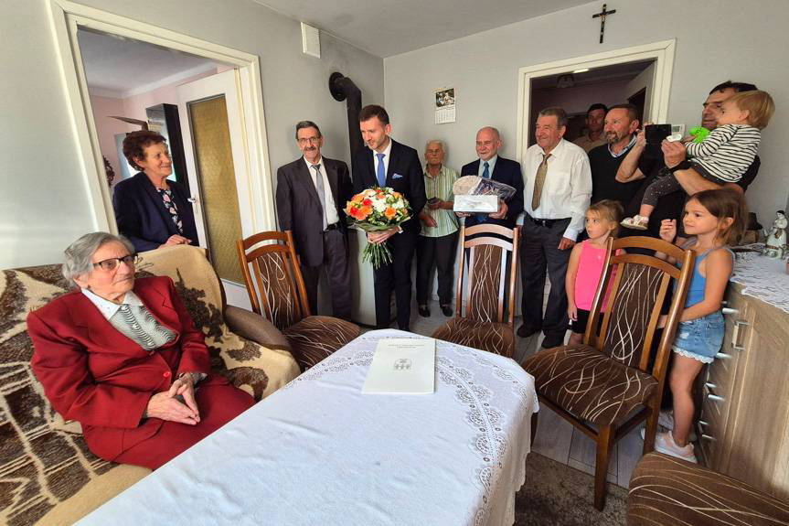 Setne urodziny Pani Marii Knap z Lubatówki