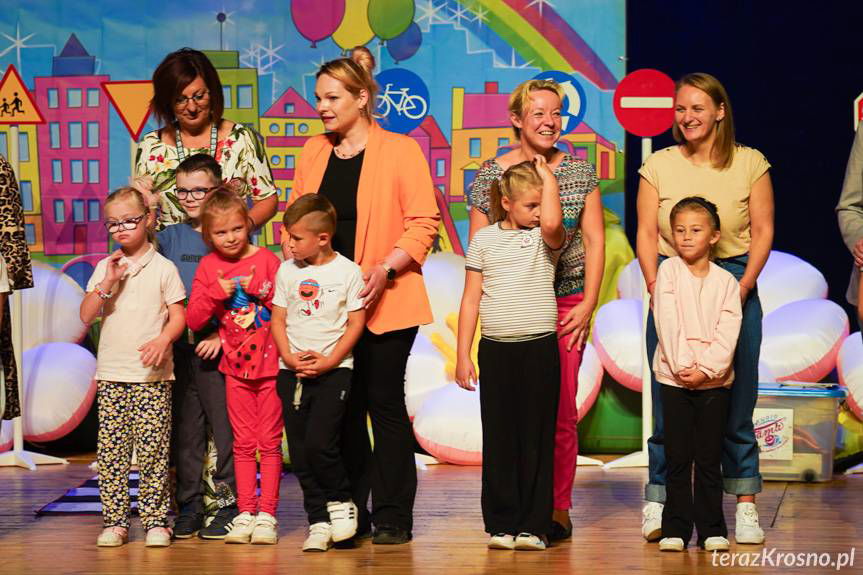 Odblaski dla dzieci - Krosno stawia na bezpieczeństwo uczniów