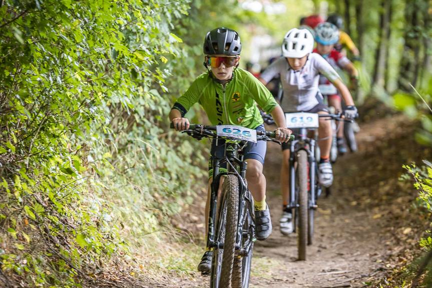 Błotnista trasa i ulewny deszcz - finał ligi rowerowej w Wietrznie