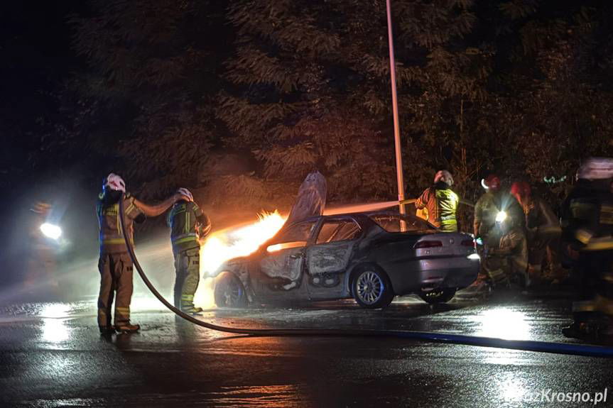 Pożar samochodu w Klimkówce