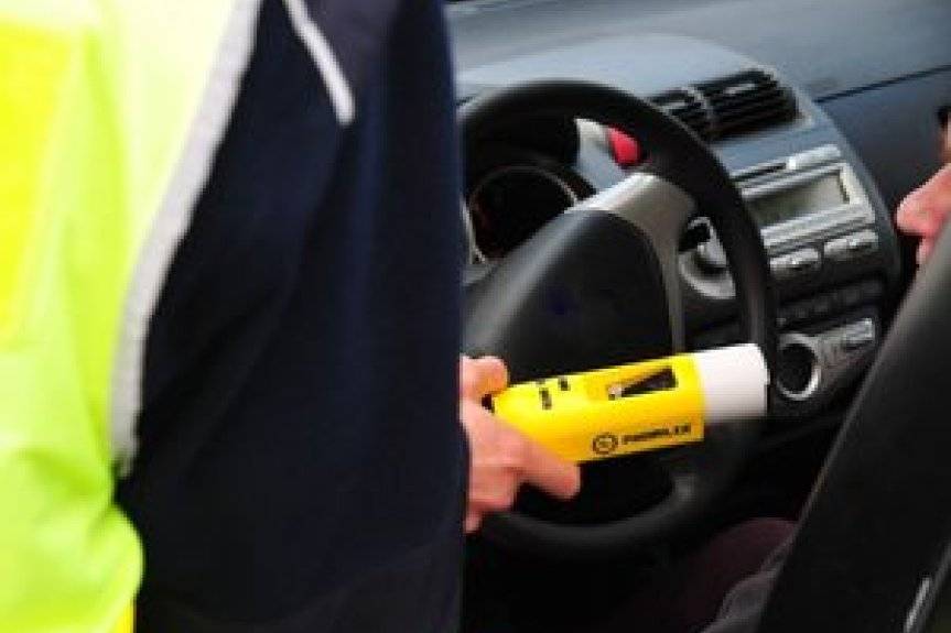 Pijany i bez prawa jazdy 49-latek zatrzymany w Mielcu