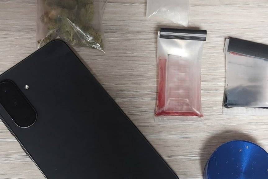 Odpowie za posiadanie narkotyków