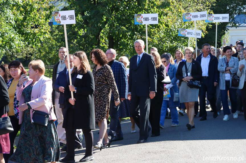 80 lat Liceum Ogólnokształcącego w Rymanowie. Święto pokoleń rymanowskiej Alma Mater [ZDJĘCIA]