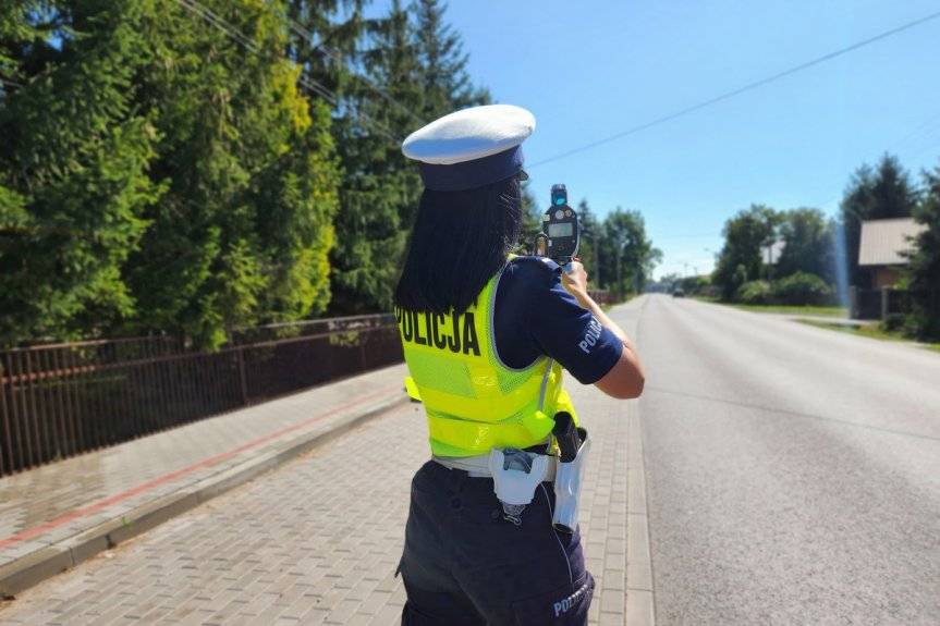 23-latek pędził BMW 112 km/h w obszarze zabudowanym