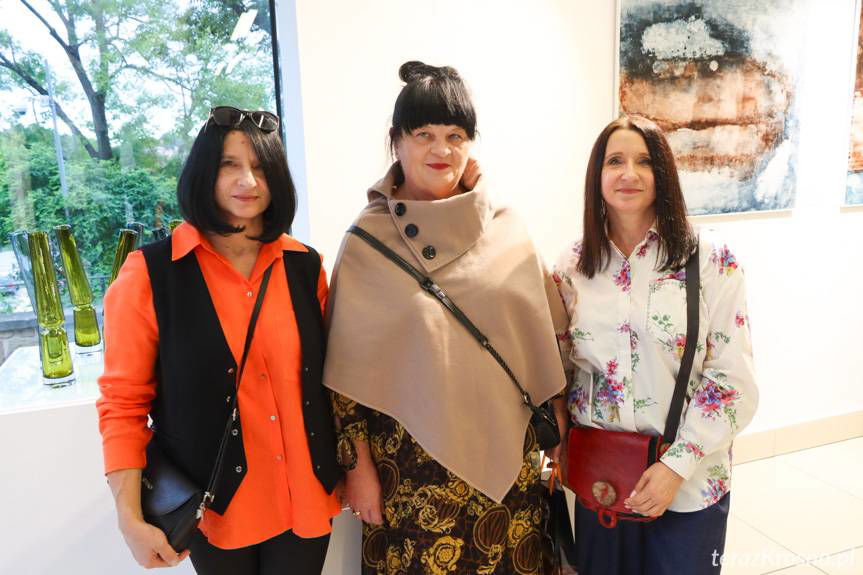 Obiekty światłoczułe. Wernisaż wystawy Beaty Szajny w Centrum Dziedzictwa Szkła w Krośnie [ZDJĘCIA]