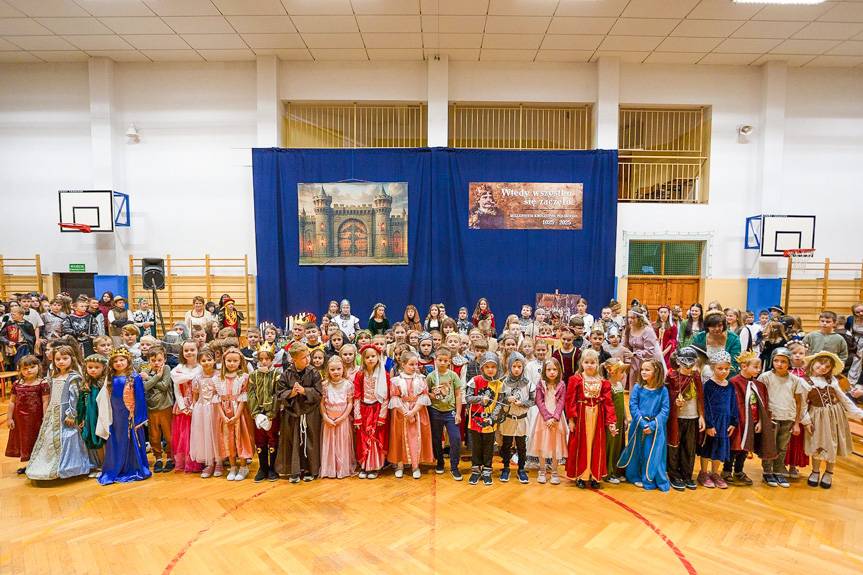 Uczniowie z Posady Górnej przenieśli się w czasy pierwszych Piastów