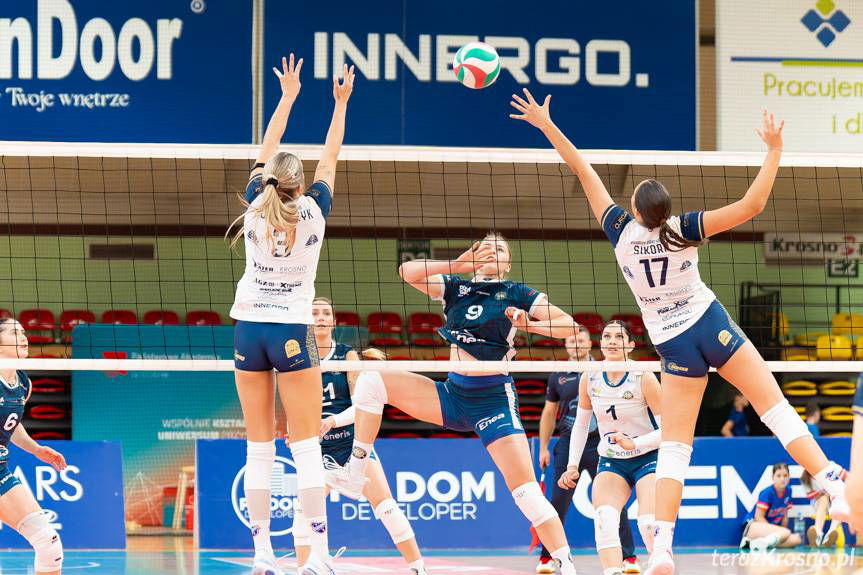 KS Piła za mocna dla Karpat. Szybkie 3:0 w Krośnie [ZDJĘCIA]