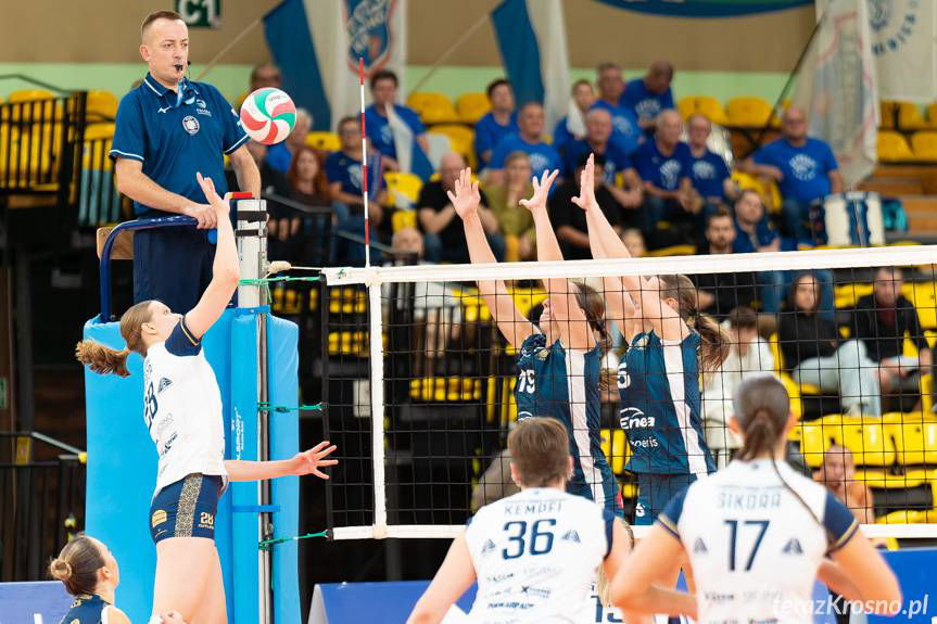 KS Piła za mocna dla Karpat. Szybkie 3:0 w Krośnie [ZDJĘCIA]