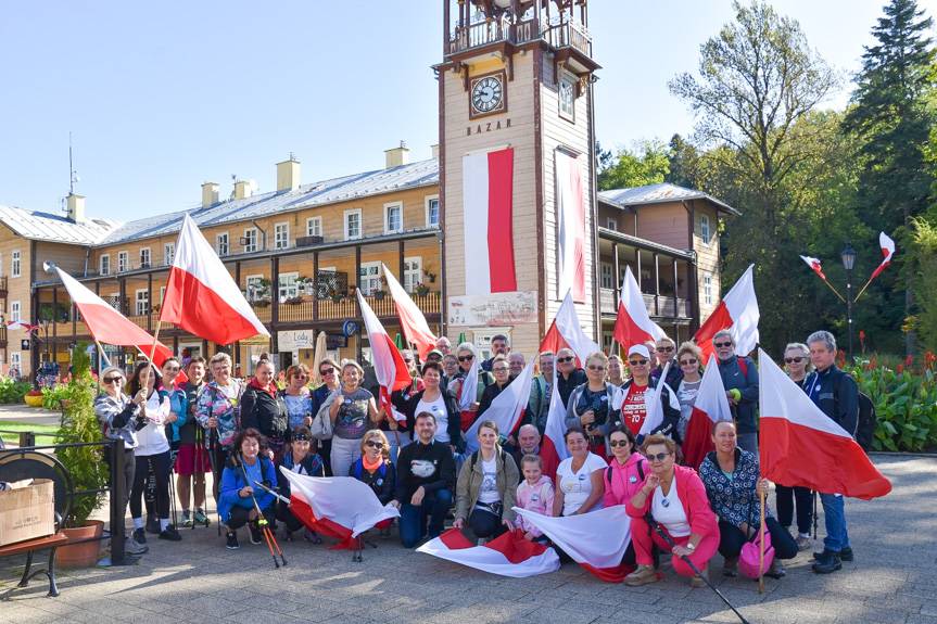 Wędrówka z historią. I Rajd Pieszy "Czy zobaczymy Tatry?"