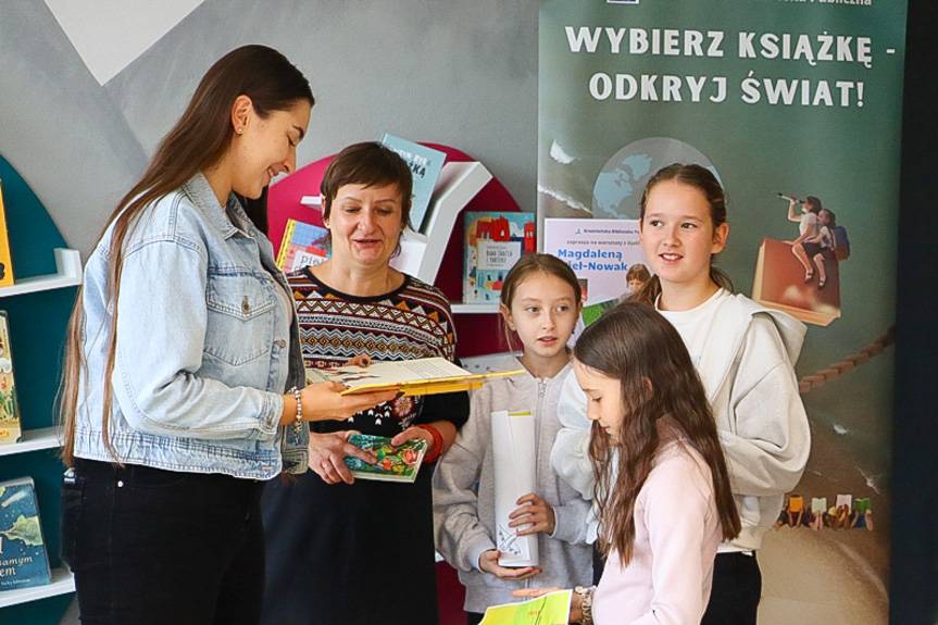 Spotkanie z Magdaleną Kozieł-Nowak pobudziło wyobraźnię młodych czytelników