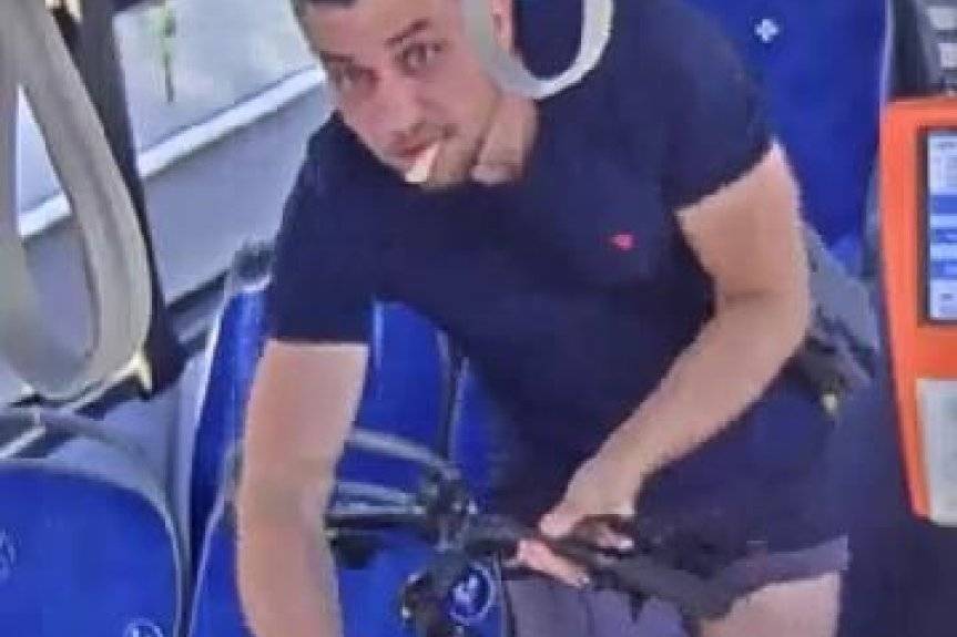 Policjanci poszukują mężczyzny ze zdjęcia