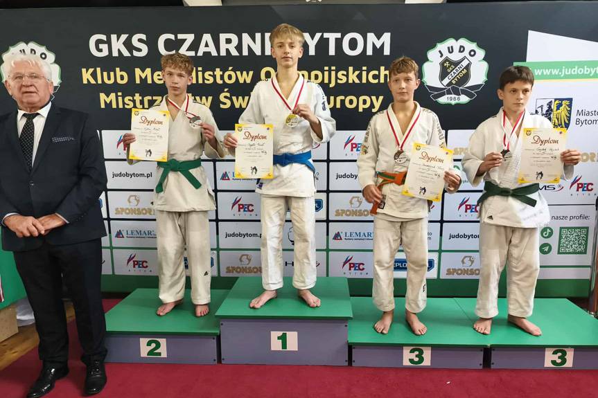 Cztery medale judoków UKS 15 Krosno 