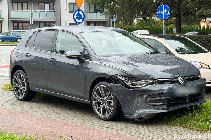 Kolizja na skrzyżowaniu w Krośnie