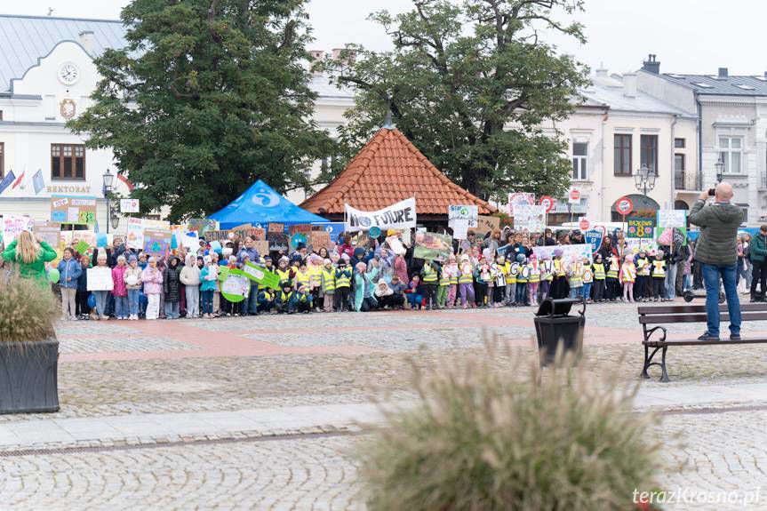 Krosno nie zgadza się na smog - happening na Rynku [ZDJĘCIA]