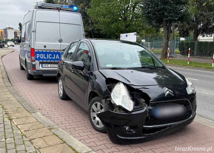 Zderzenie aut na Tysiąclecia