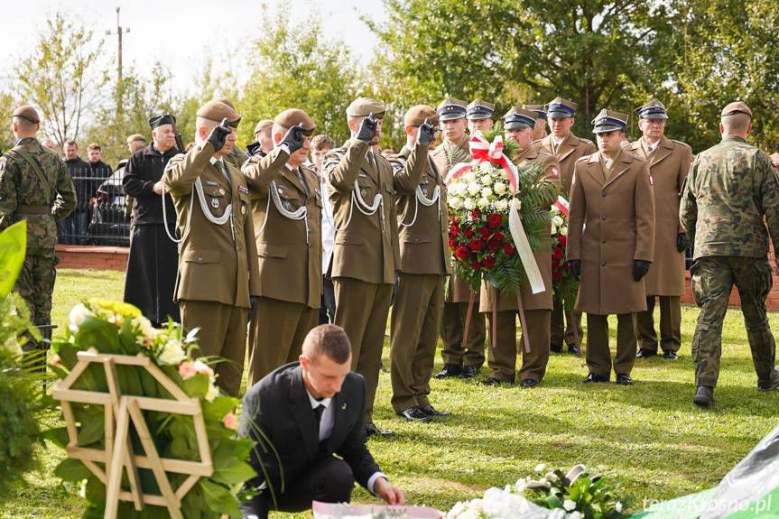 Grzegorz Stec spoczął z wojskowymi honorami