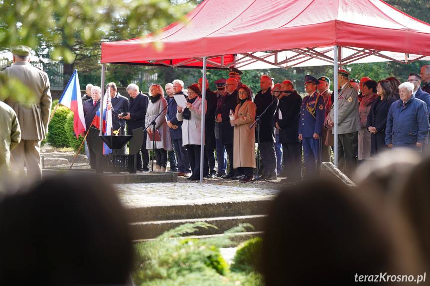 W Dukli zabrzmiały hymny Polski, Czech i Słowacji [ZDJĘCIA]