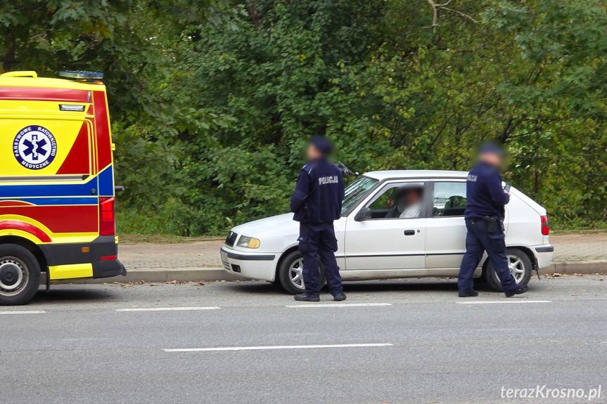 Kierowca skody potrącił rowerzystkę