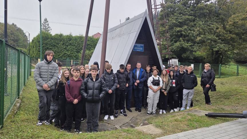 Uczniowie Naftówki w Uzdrowisku Rymanów S.A.
