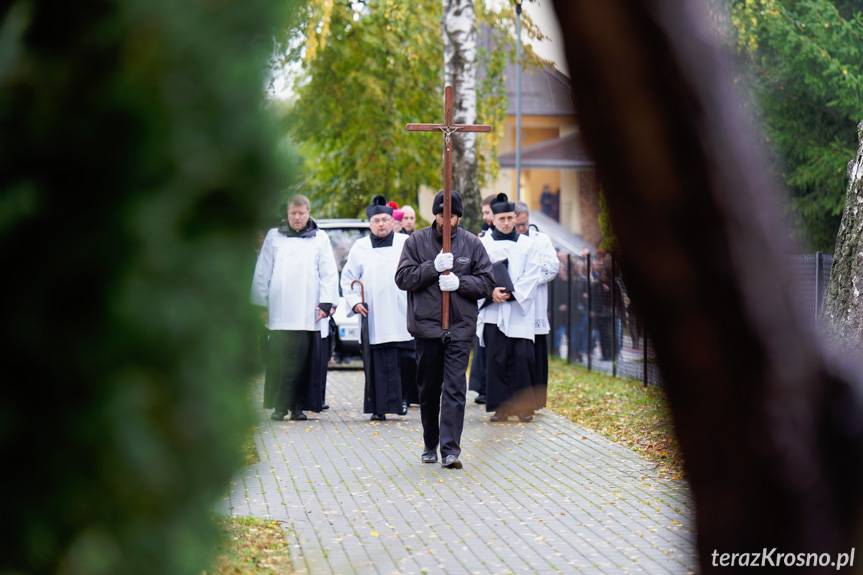 W Krośnie odbył się pochówek 40 dzieci zmarłych przed urodzeniem