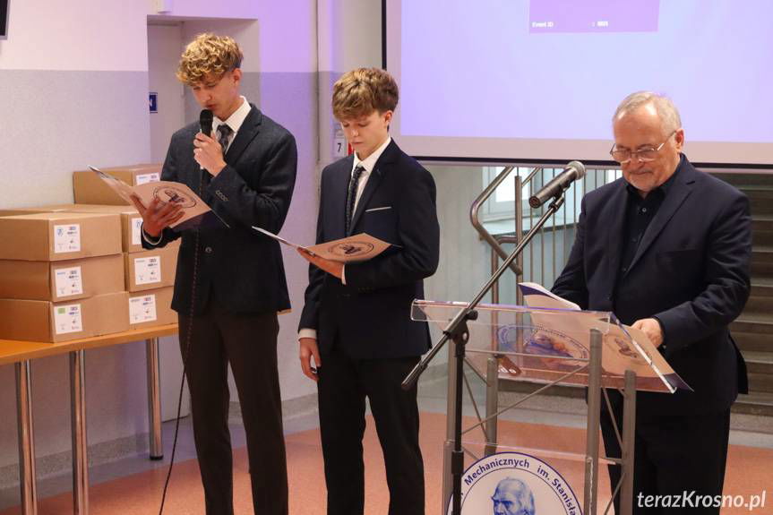 Wyjątkowe spotkanie pokoleń w Zespole Szkół Mechanicznych w Krośnie [ZDJĘCIA]