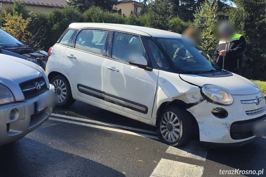 Kolizja dwóch aut na ulicy Lwowskiej