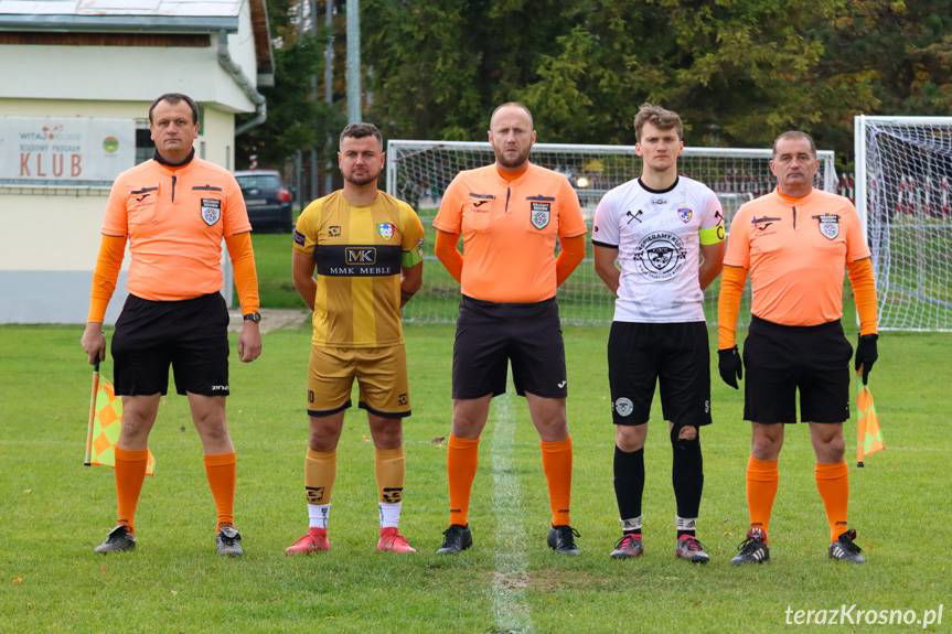 Trzy punkty lidera z Iwonicza i dublet Jakuba Zimy z rzutów karnych [ZDJĘCIA]