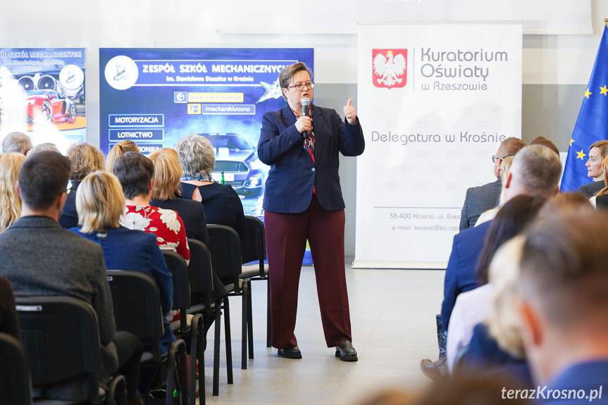 Wiceminister Katarzyna Lubnauer w Krośnie. Szkoła ma nadążać za zmieniającym się światem