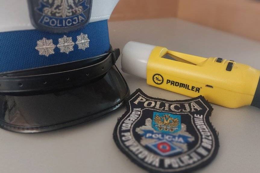 Nietrzeźwy 68-letni kierowca busa nie uniknie odpowiedzialności