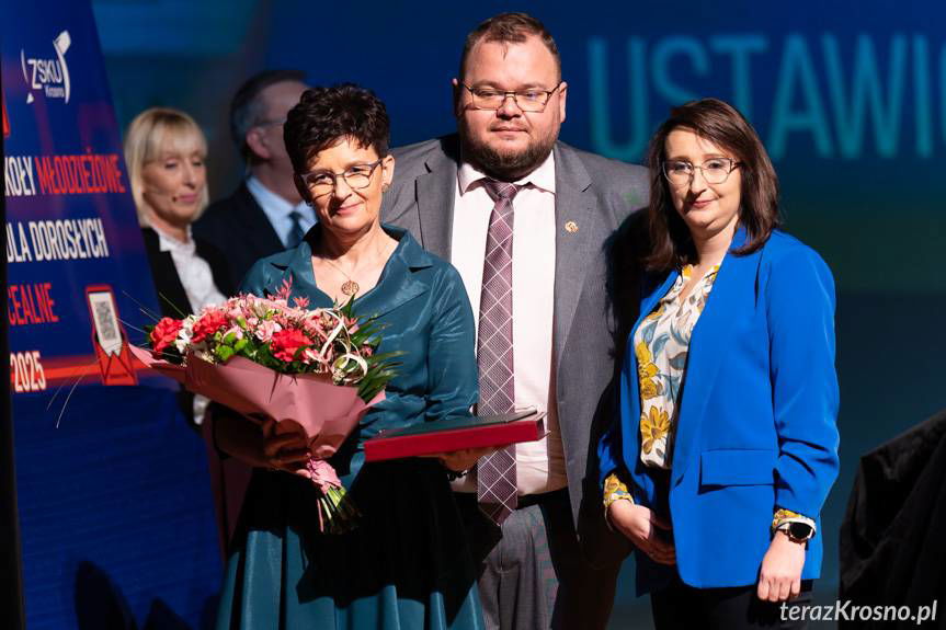 "Szkoła, której siłą jest różnorodność". Jubileusz 50-lecia ZSKU w Krośnie