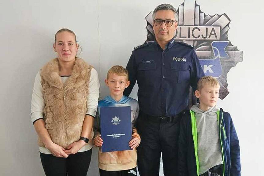 11-letni Janek nie spanikował, tylko działał. Policja podziękowała chłopcu za wzorową postawę