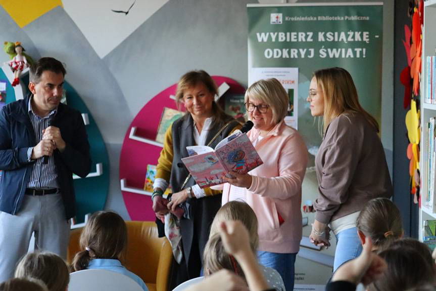 Podróżując z wierszami…- spotkania z Łukaszem Dębskim