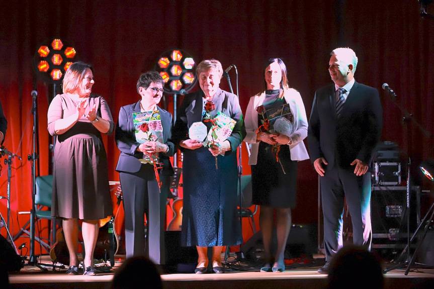Uhonorowani za pasję i zaangażowanie w życie kulturalne Gminy Jedlicze