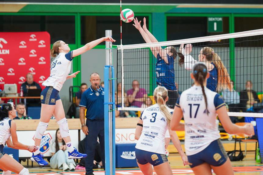 Kolejna bolesna porażka siatkarek Karpat Krosno [ZDJĘCIA]