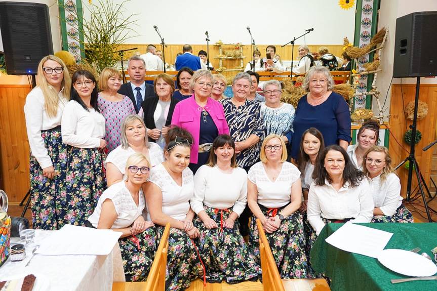 Jubileusz gospodyń z Poręb - 80 lat historii, tradycji i zaangażowania