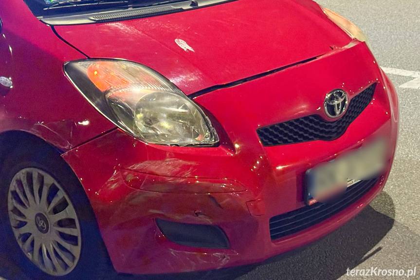 Brak ustąpienia pierwszeństwa przyczyną kolizji w Krośnie