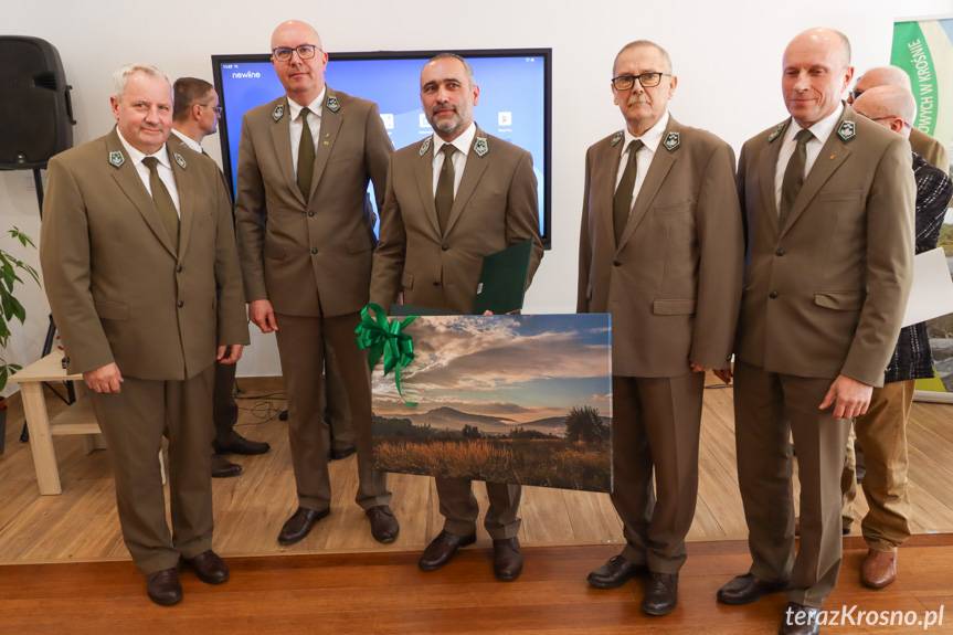 30 lat minęło. Perłowy jubileusz Zespołu Karpackich Parków Krajobrazowych w Krośnie [ZDJĘCIA]