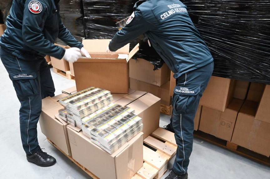 Gigantyczny przemyt papierosów