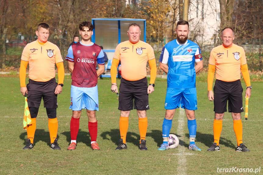 Zwycięstwo Guzikówki Krosno z Orłem Pustyny. Cztery bramki Tomasz Kolasińskiego [ZDJĘCIA]
