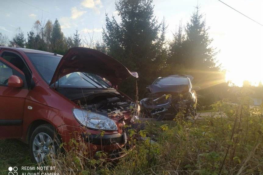 Wypadek w Domaradzu. Trzy osoby trafiły do szpitala