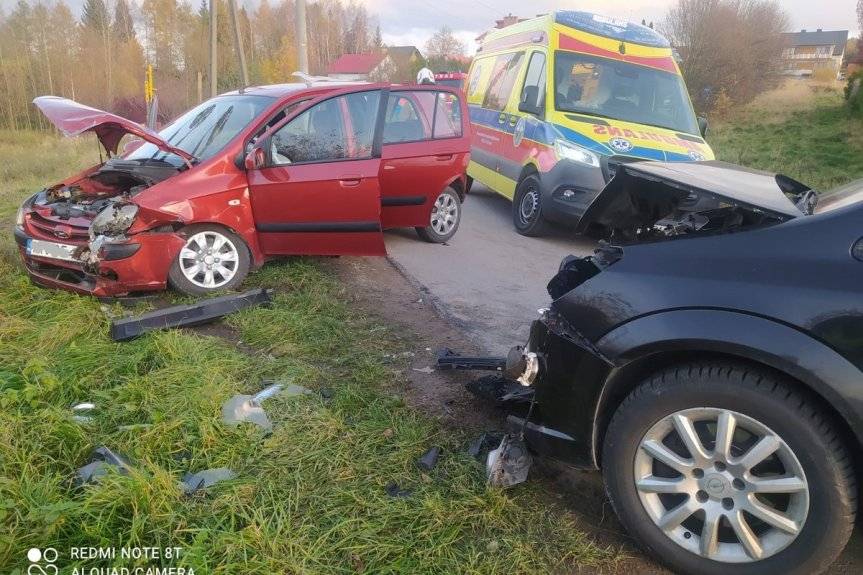 Wypadek w Domaradzu. Trzy osoby trafiły do szpitala