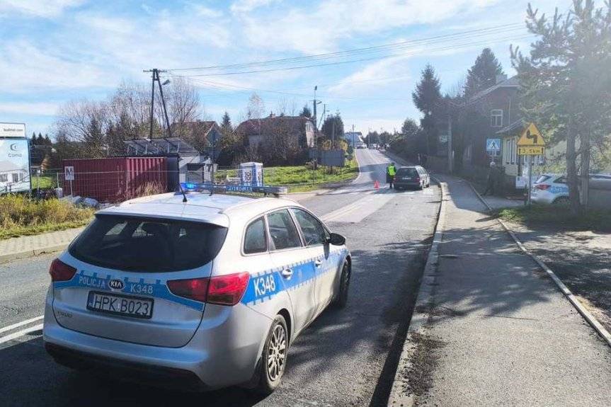 Wypadek w Humniskach. Samochód potrącił kobietę na pasach