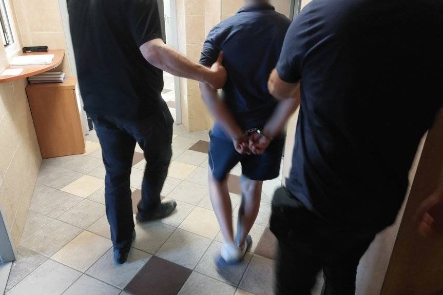 Oszust „na policjanta” długo nie cieszył się łupem