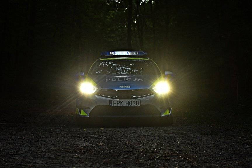 Brak świateł, brak badań, brak uprawnień - 19-latek stanie przed sądem