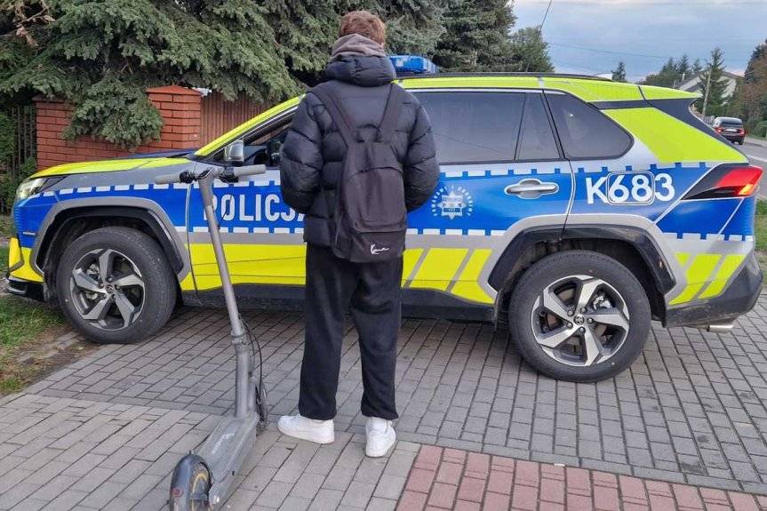 27-latek z ponad promilem pędził hulajnogą