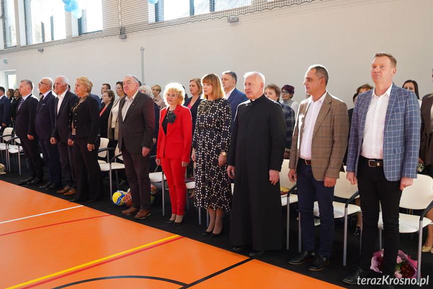 Potok z nową salą gimnastyczną. "Zmywamy jedną z białych plam na mapie gminy"