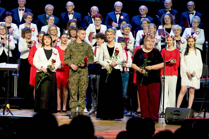 "Tu jest moja Ojczyzna" - święto muzyki i patriotyzmu w Krośnie