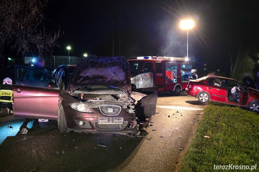 Zderzenie dwóch samochodów w Chorkówce