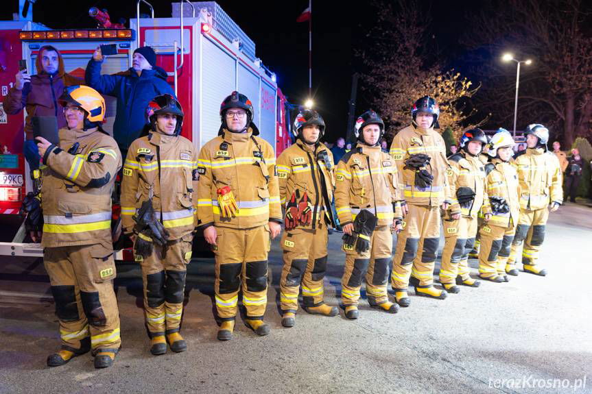 Feta w Dukli. Strażacy odebrali nowy samochód