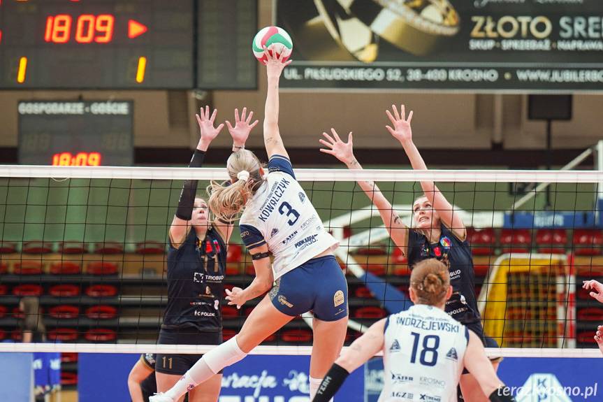 Krośnianki przejęły inicjatywę i zatrzymały Nysę [ZDJĘCIA]